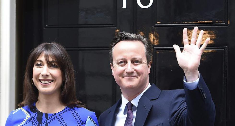 David Cameron y su esposa seguirán siendo los inquilinos del 10 de Downing Street. (Foto: EFE)