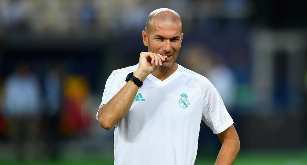 El entrenador francés Zinedine Zidane continuará al frente del banquillo del Real Madrid. (Foto: Getty Images)