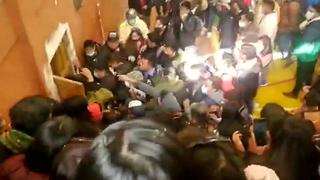 Tragedia en Bolivia: asamblea universitaria termina con al menos 4 muertos tras detonación de bomba lacrimógena