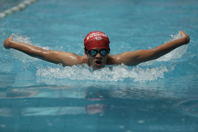 Deportistas mantendrán la distancia dentro de los carriles en la piscina. (Foto: Anthony Niño de Guzmán)