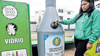 Instalan contenedores para reciclar aceite en San Borja