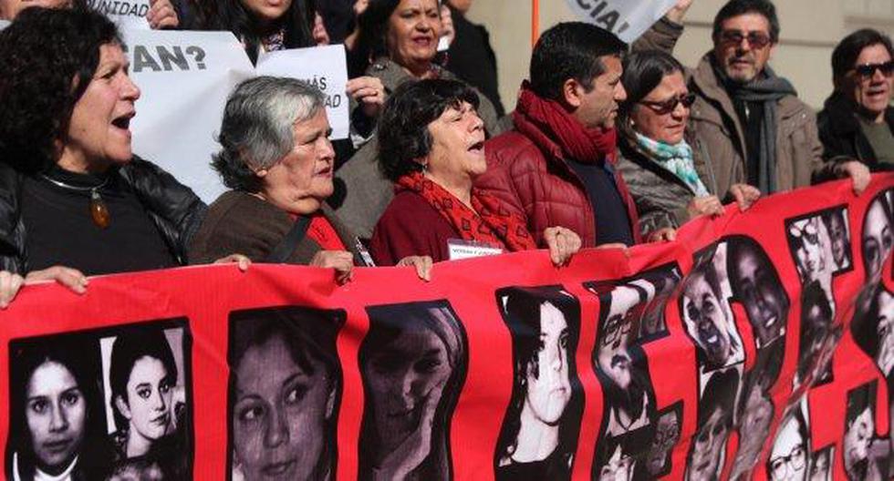 Los deudos reclaman no sólo por las excarcelaciones dictadas por la Sala Penal del máximo tribunal chileno, sino por las bajas penas que imponen los jueces a los agentes de Pinochet. (Foto: EFE)