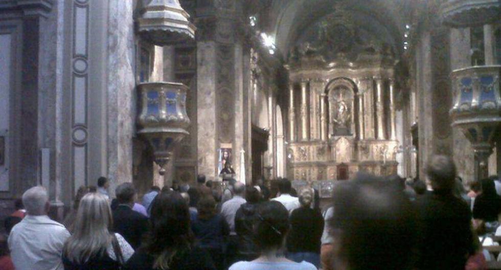 La fieles bonaerenses festejan nombramiento de su arzobispo. (Foto: @joserreca)