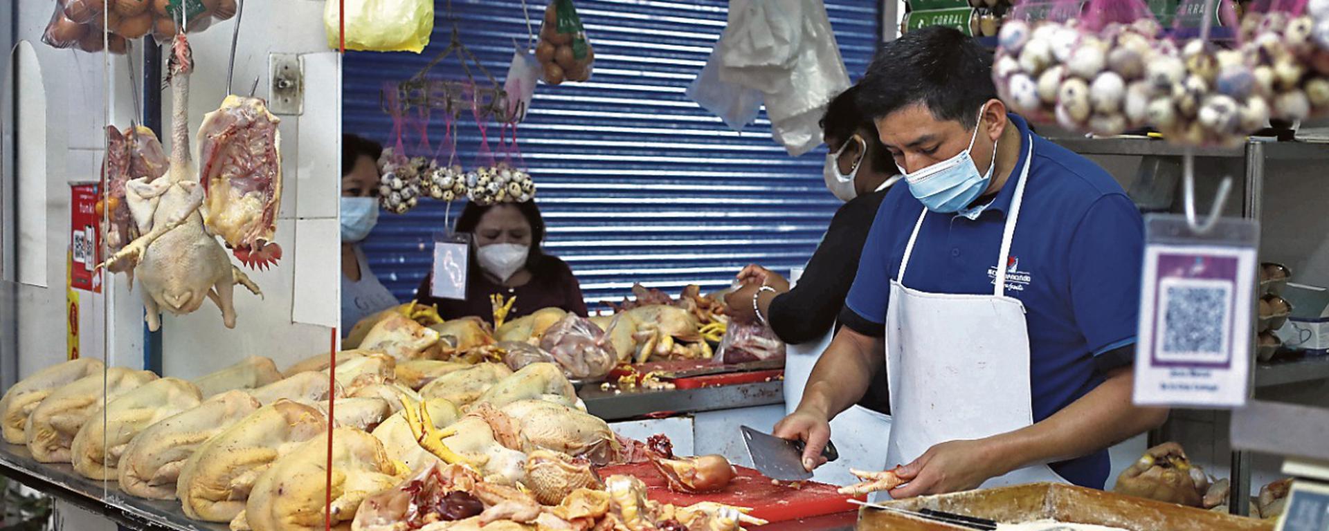 El precio del pollo al alza: ¿Cuál será su tendencia en los siguientes meses?