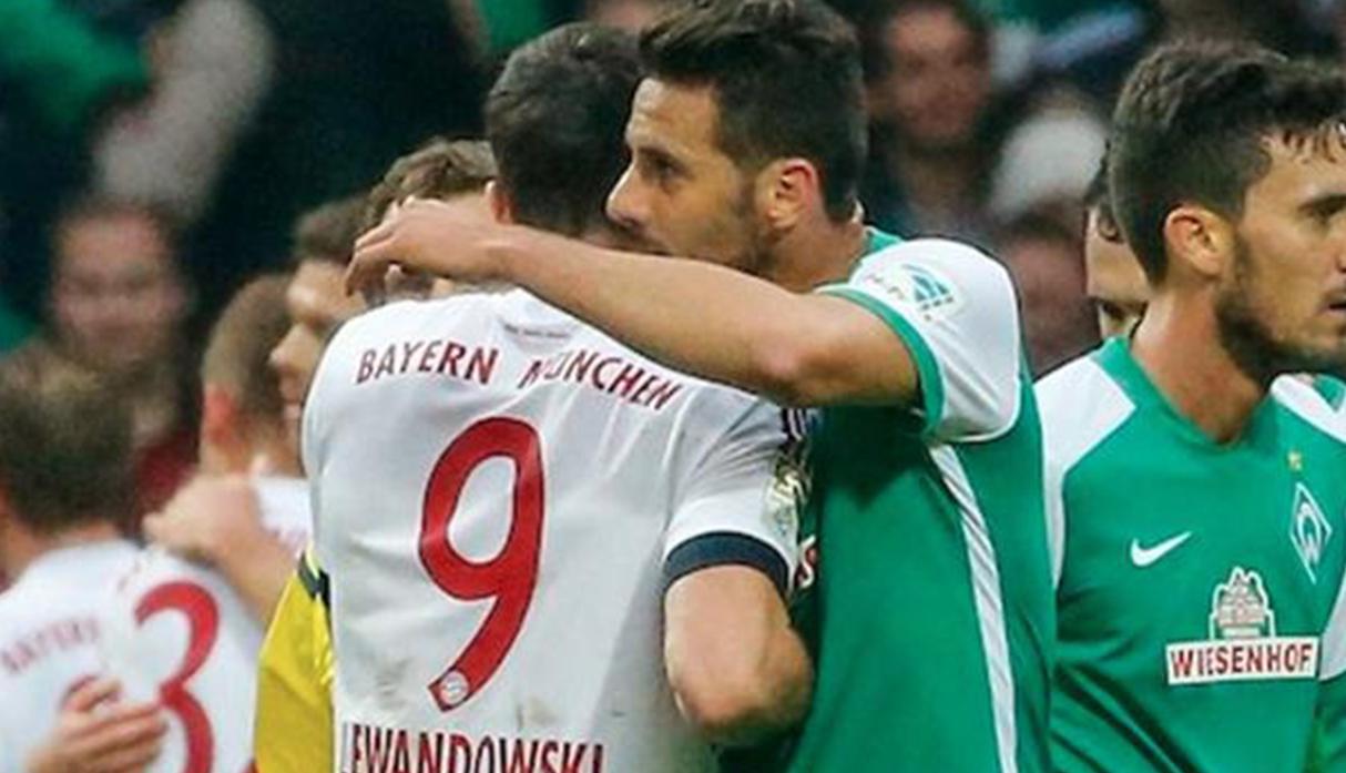 Robert Lewandoski y Claudio Pizarro: dos goleadores notables en la Bundesliga. (Fotos: Fox Sports)