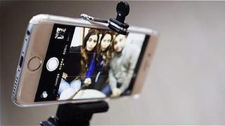 Disney no es el único: Tampoco se admiten "selfie sticks" en...