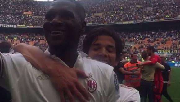 La alegría del Milan tras empatar el cásico en el minuto final