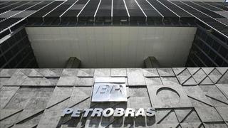Brasil: Denuncian a 36 personas por corrupción en Petrobras