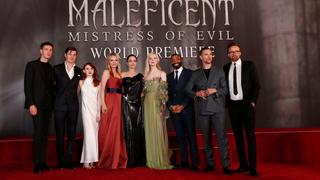 “Maléfica 2”: Angelina Jolie y Elle Fanning deslumbran en alfombra roja de la película 