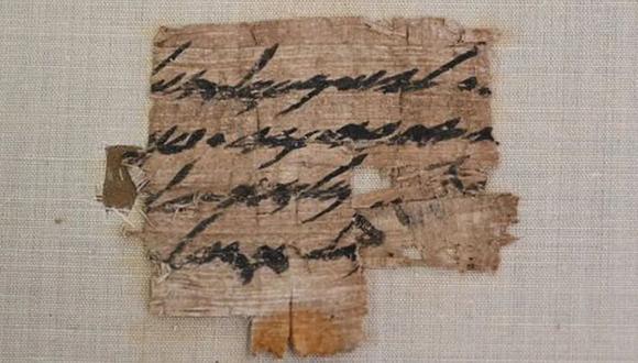 “Este papiro es único, extremadamente raro”, dijo Eitan Klein, subdirector de la Unidad de Prevención de Robo de la Autoridad de Antigüedades de Israel. (Foto: AFP)
