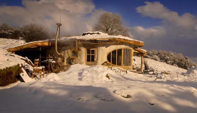 Este refugio se construyó en un terreno de Gales, Reino Unido. (Foto: Simon Dale / Difusión)