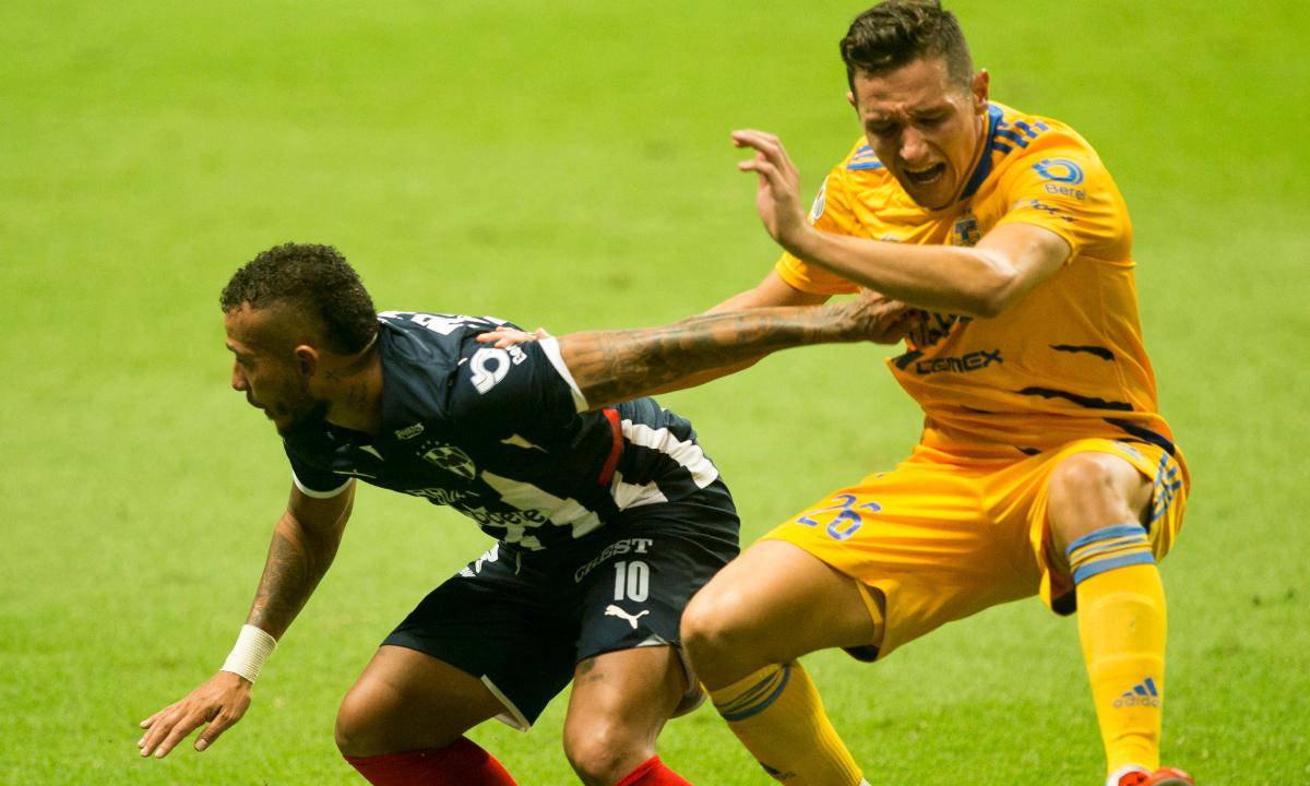 Monterrey venció a Tigres en el BBVA Bancomer y corta la racha de 4 victorias del Felino en el Clásico Regio. | Foto: AFP