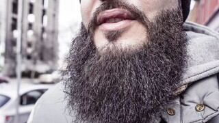 Hombre revela qué hace para que su barba se vea mucho más corta sin necesidad de afeitarse