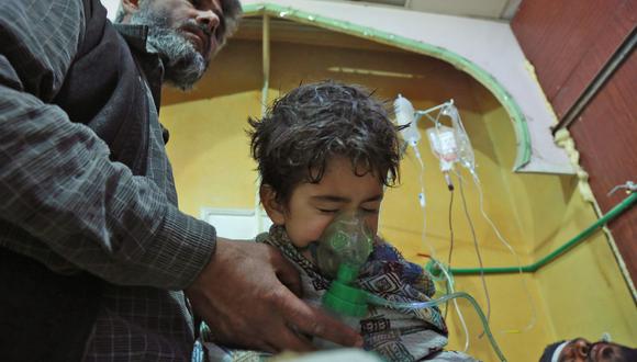 Siria: Continúan los bombardeos en Guta Oriental pese a la pausa humanitaria de Putin. (AFP).