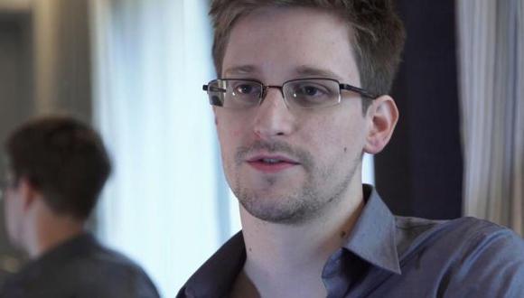 A días de que expire su asilo, Snowden pidió quedarse en Rusia