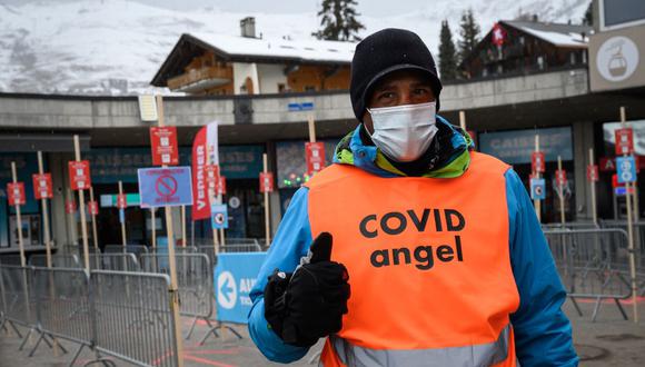 Suiza ha empezado a levantar las restricciones impuestas con el objetivo de bajar los contagios de coronavirus. (FABRICE COFFRINI / AFP).