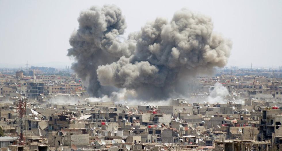 El Observatorio Sirio de Derechos Humanos precisó que ISIS disparó los cohetes desde las zonas bajo su dominio en el sur de la ciudad. (Foto: EFE)