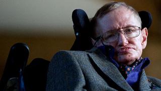 Stephen Hawking cumple 75 años en la cúspide de la fama