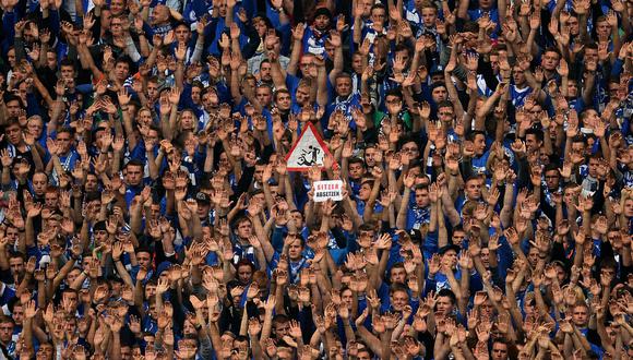 Schalke devolvió 8.000 litros de cerveza por el parón de los partidos a causa del coronavirus | Foto: AFP