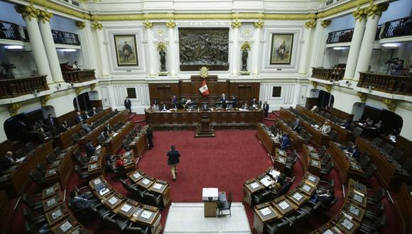 Proyecto de ley mordaza fue rechazado por mayoría de parlamentarios. (@gec)