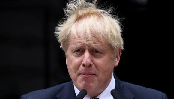 El primer ministro británico, Boris Johnson, hace una declaración en Downing Street en Londres, Gran Bretaña.