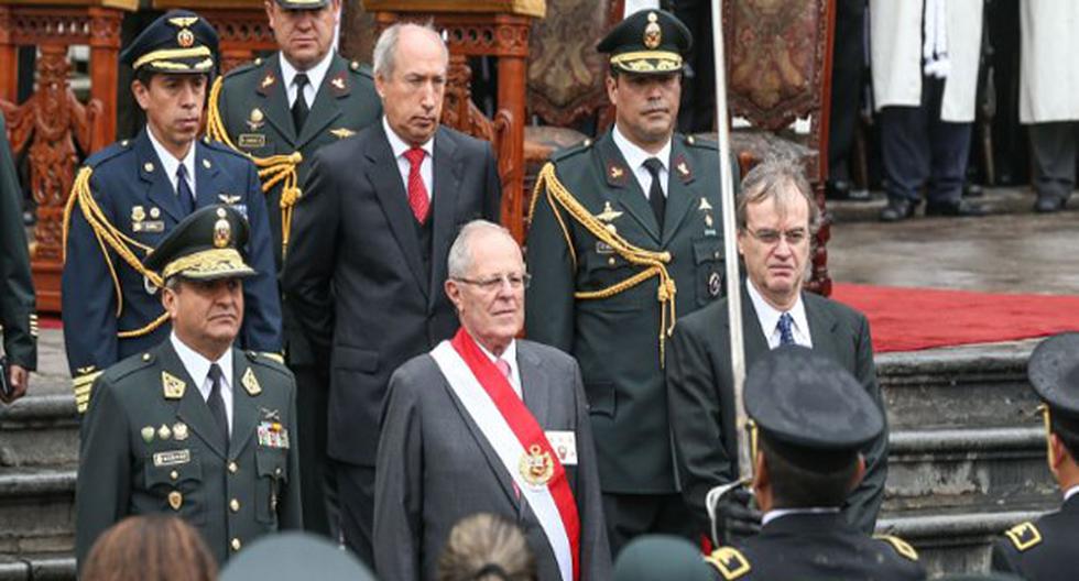 El solemne acto culminará con el desfile de honor del agrupamiento naval. (Foto: Andina)