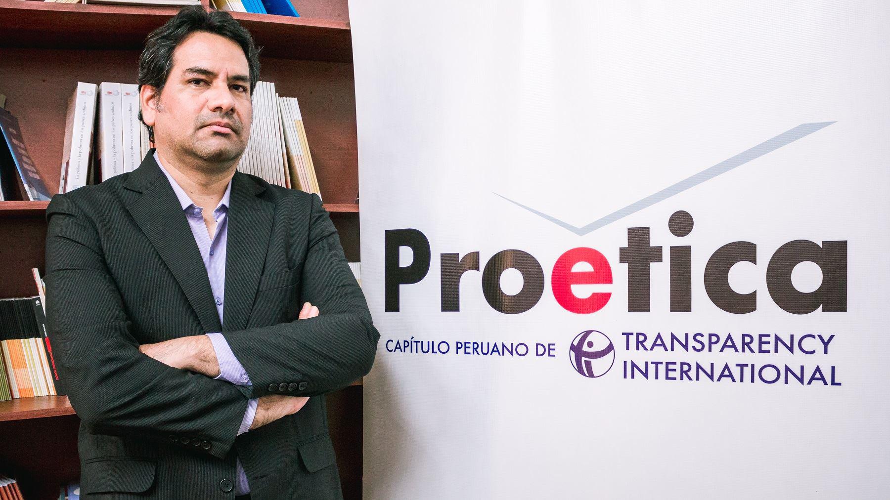 "Si estamos claros en que hay una necesidad de dar señales y transparentar, tómate una buena mañana y ordena tus cosas", afirmó Rotta. (Foto: Andina)