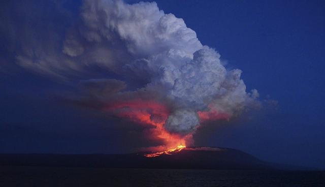 (Volcán Wolf, isla Isabela). (Foto: Reuters)