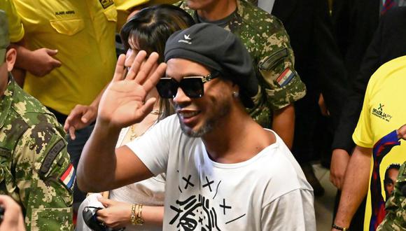 Ronaldinho fue detenido por presuntamente haber ingresado a Paraguay con pasaporte falso | Foto: AFP