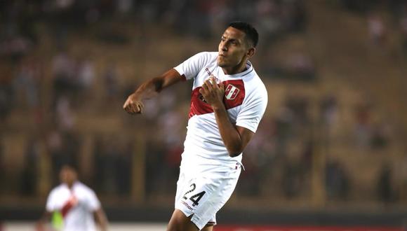 Alex Valera anota su tercer tanto con la Selección Peruana. (Foto: FPF)