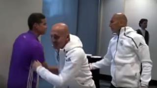 James Rodríguez y su tibio saludo con Zinedine Zidane [VIDEO]