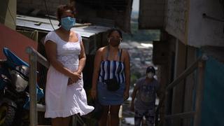 Guayaquil: “Embalamos en plástico los cuerpos de mi hermana y mi esposo y esperamos cuatro días para que se los llevaran”