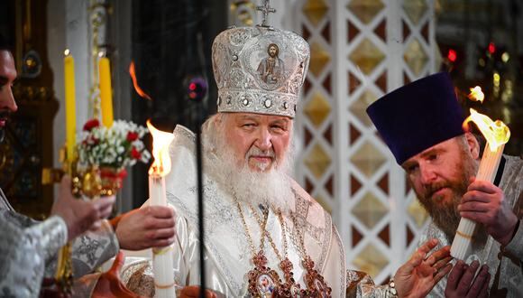 El patriarca ortodoxo ruso Kirill durante una ceremonia, el 23 de abril de 2022 en Moscú. (Foto de Alexander NEMENOV / AFP)
