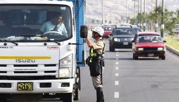 Municipalidad del Callao pidieron a los conductores a regularizar su situación en caso tengan papeletas impagas. (Imagen referencial/Archivo)