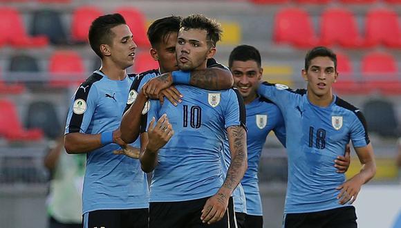 Uruguay avanzó a la siguiente fase del torneo juvenil tras vencer 1-0 a Paraguay con gol de Nicolás Schiappacase a los 29'. (Foto: AFP)