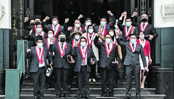 El congresista de Perú Libre, Pasión Dávila, presentó el jueves un proyecto de ley para el adelanto de elecciones. Este viernes, dos colegas de su bancada retiraron su firma de la iniciativa. (Foto: El Comercio)