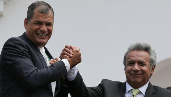 Rafael Correa, presidente de Ecuador, y su sucesor Len&iacute;n Moreno. (Foto: Reuters)
