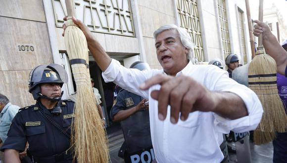 Fernando Olivera no podrá participar del próximo proceso electoral luego que el JNE declarara improcedente la solicitud de su inscripción. (Foto: GEC)