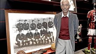 El día que Augusto Ferrando homenajeó a Víctor Benítez, campeón de la Champions League con AC Milan