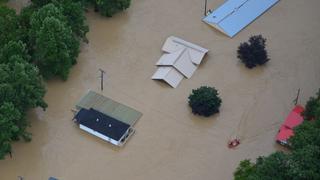 Lluvias al sur de EE.UU. continúan mientras rescates por inundación se complican [FOTOS]