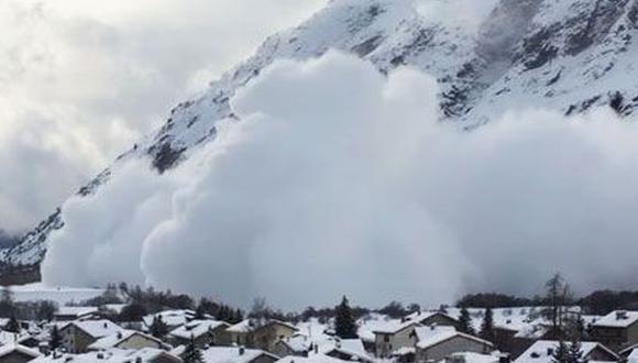 Avalancha de nieve cubrió una aldea francesa [VIDEO]