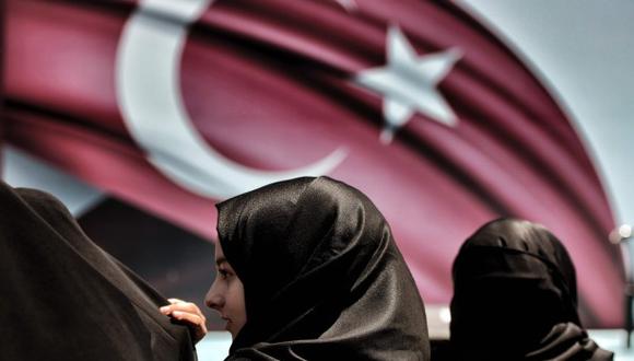 Golpistas turcos muertos serán privados de exequias religiosas