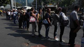 Venezuela anuncia que restableció el servicio eléctrico en todo el país