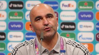 El entrenador Roberto Martínez indicó que “no hay absolutamente nada, no hay contactos” con el Barcelona