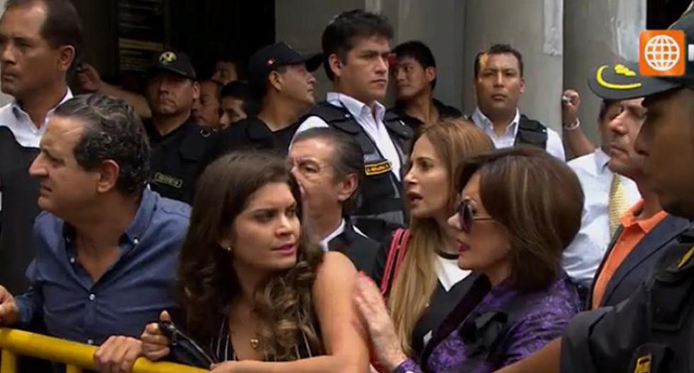 Al Fondo Hay Sitio arrancó su nueva temporada con la aparición de Grace Gonzales. (Foto: Captura América TV)
