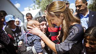 La reina Rania de Jordania visita a los refugiados en Lesbos
