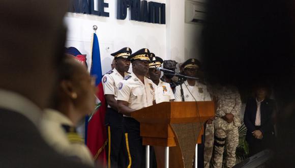 El director de la Policía Nacional de Haití, Frantz Elbe, en una rueda de prensa para hacer balance sobre su gestión, en Puerto Príncipe (Haití).