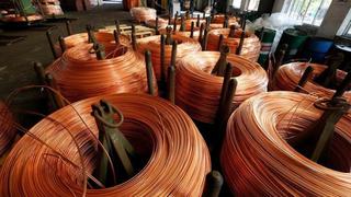Precio del cobre cae a su nivel más bajo del año