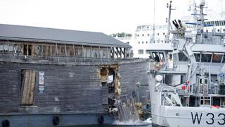 El "Arca de Noé" choca contra un barco patrullero en Noruega