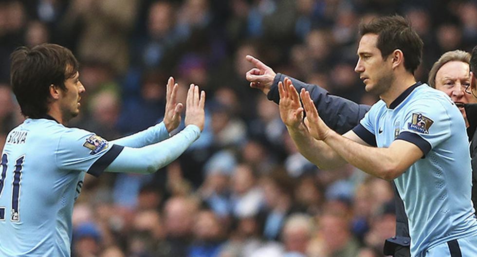 Frank Lampard se rinde ante David Silva. (Foto: Getty Images)